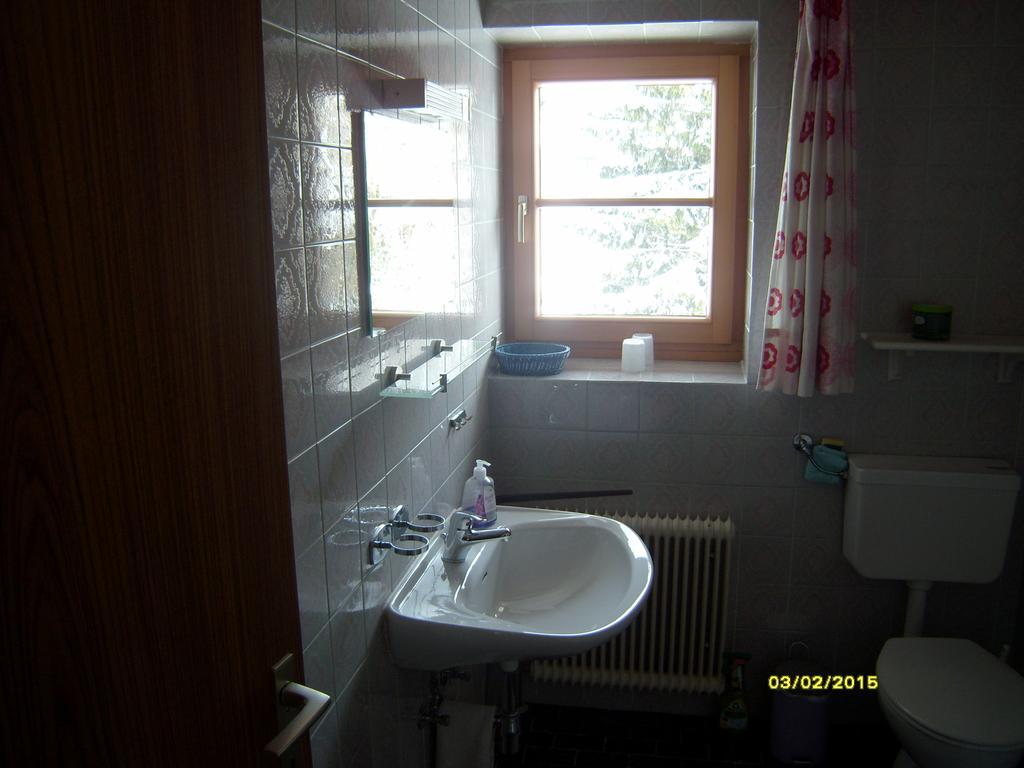 Ferienwohnung Stickler Reutte Δωμάτιο φωτογραφία