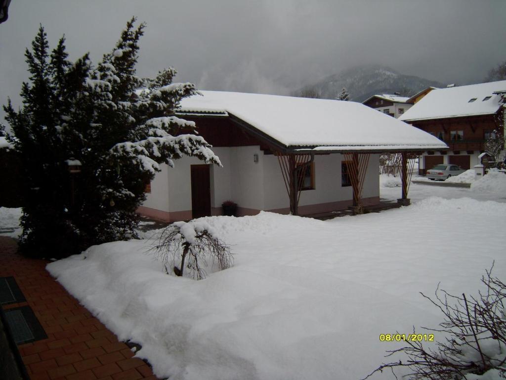 Ferienwohnung Stickler Reutte Δωμάτιο φωτογραφία